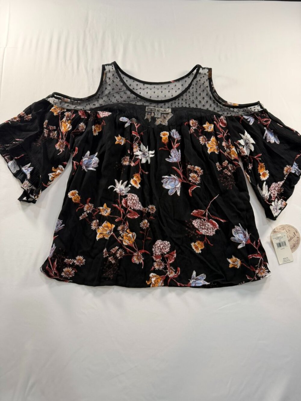 Gypsies & Moondust Cold Shoulder Yoke Top Black Floral Size Large NWT